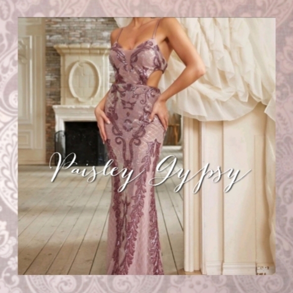 Premium Brand And Quality Special Event Maxi Dress in Blush Pink - Picture 4 of 15